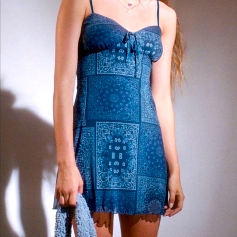 URBANOUTFITTERS ELODIE PRINTED MESH DRESS SIZE SMALL